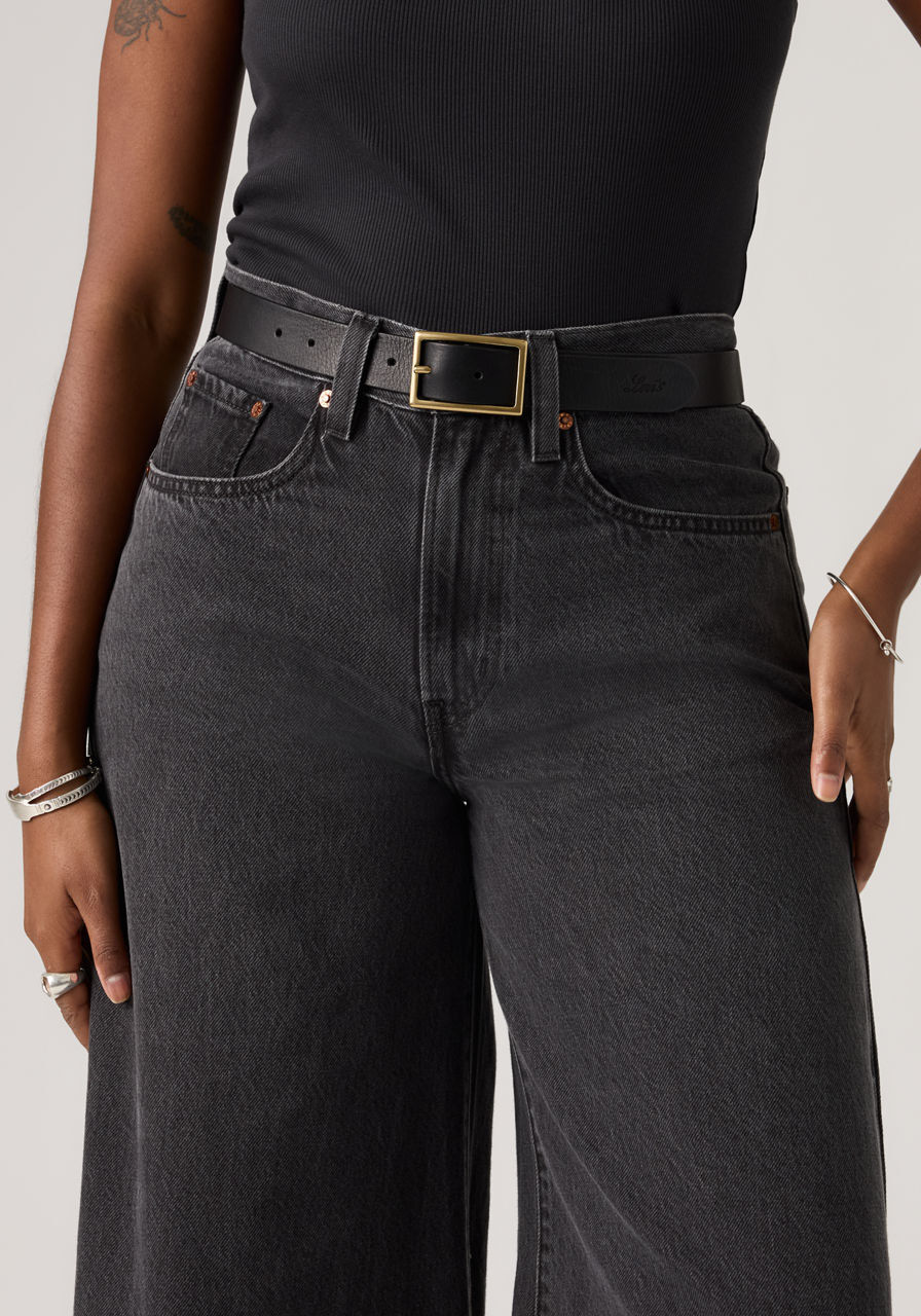 Ledergürtel LEVI'S "RECTANGLE BELT", Damen, Gr. 70, caviar, Rindsleder, Gürtel Ledergürtel, mit goldfarbener Schliesse und Logoprägung caviar 70