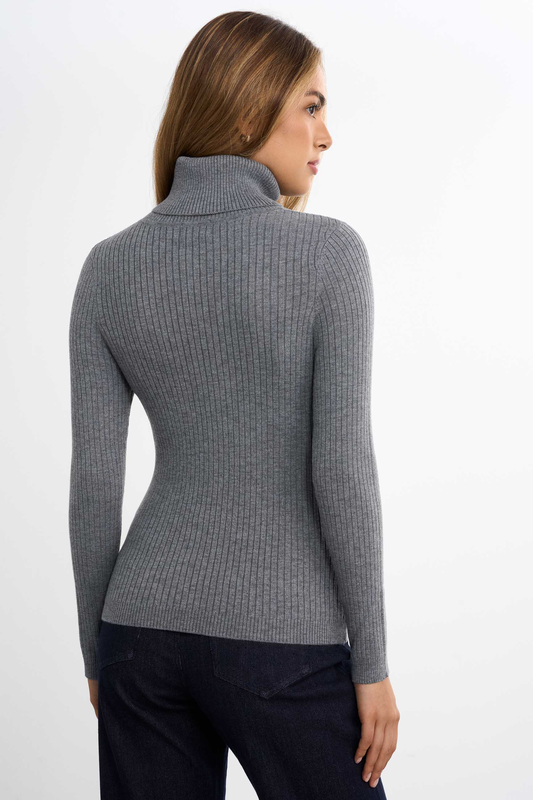 FAMME - Ribbed Turtleneck Sweater - Grey / S