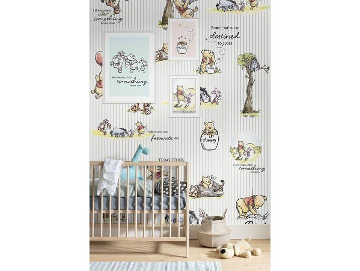 Papier peint intissé Winnie l’Ourson 200 x 280cm Multicolore