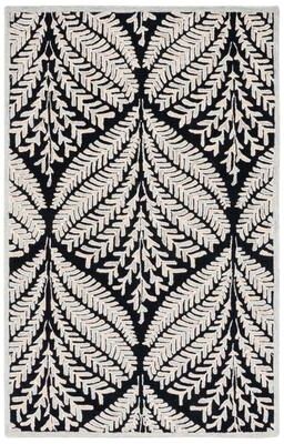 SAFAVIEH Handmade Capri Ilianka Wool Rug