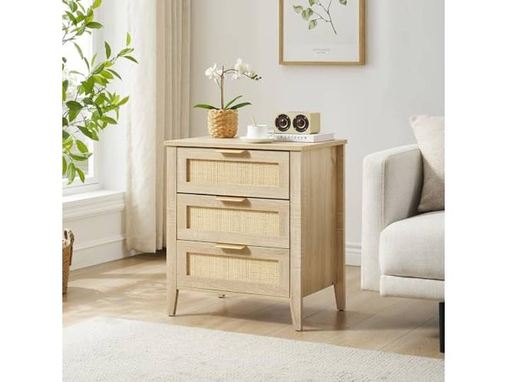 JustSmart Rattan-Nachttisch mit 3 Schubladen – Boho Nachtschrank/Beistelltisch aus Holz, handgeflochtene Fronten, stabile Holzbeine, Stauraum, Farbe: Oak