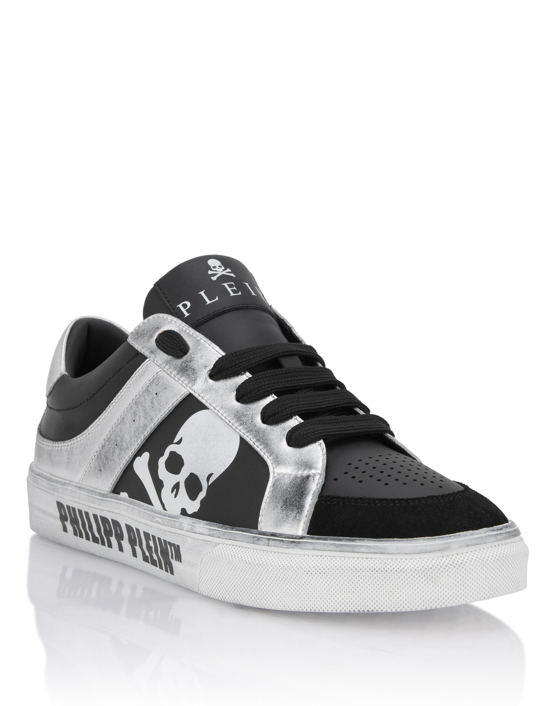 Low-Top Leather Sneakers Retrokickz Tm