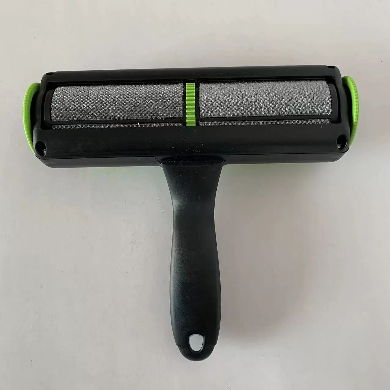 INF Brosse efficace pour enlever les poils d'animaux sur les meubles et les tapis