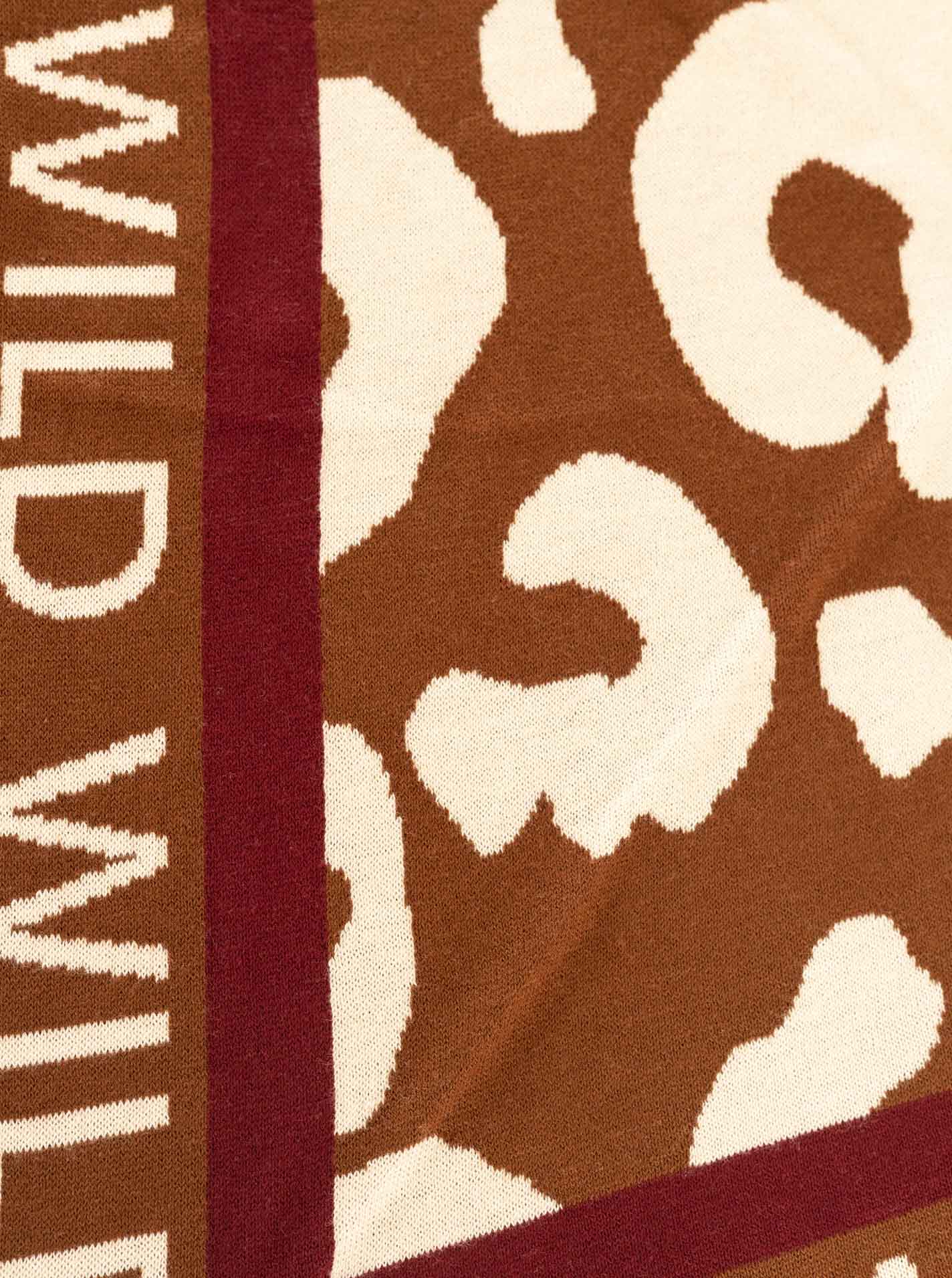 Dreieckstuch ZWILLINGSHERZ "WILD Leo", Damen, braun, Obermaterial: 60% Viskose, 40% Baumwolle, Modetücher Dreieckstuch, Animal-Muster, klassische Dreiecksform, Schriftzug am Rand braun Einheitsgröße