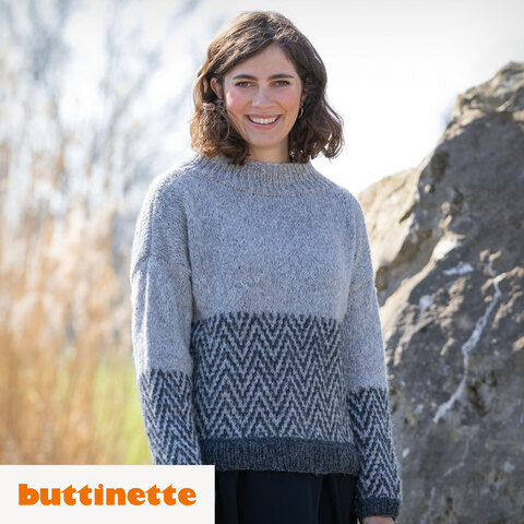 Strickanleitung – Kuschelpullover aus Woll Butt Primo Azura