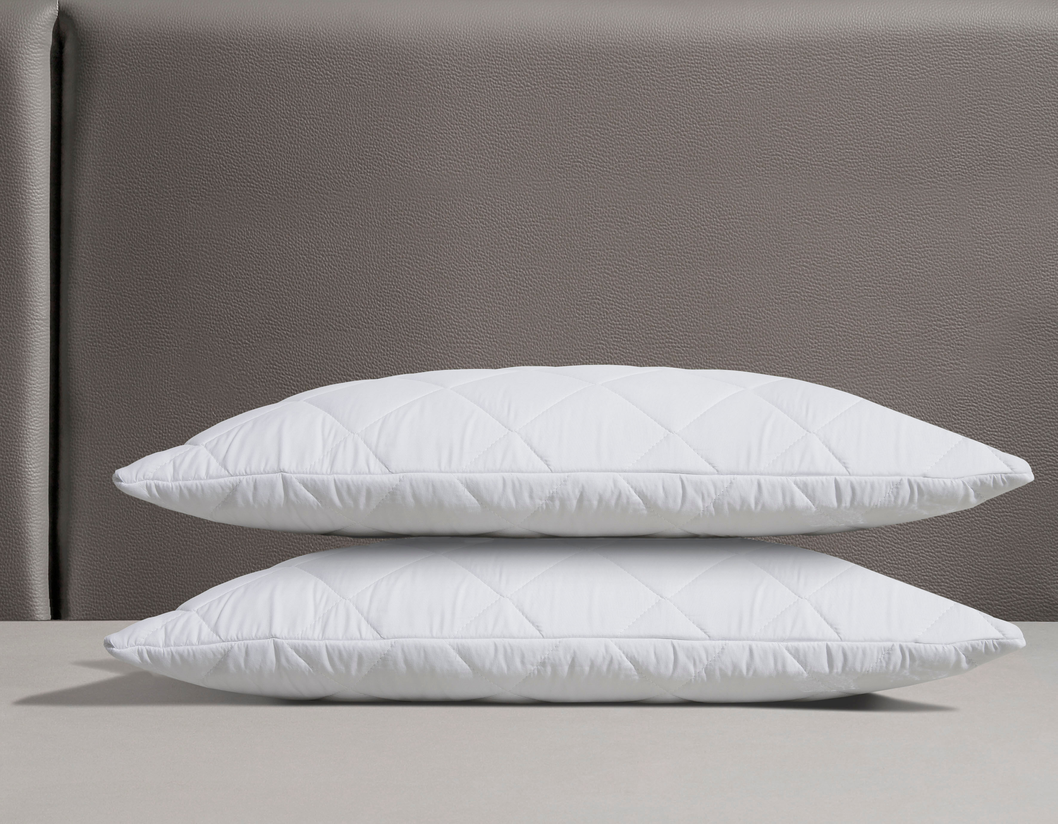 Kopfkissen GOODPRODUCT "Microlux Kopfkissen 40x80 cm, 80x80 cm", weiss (weiß), B:80cm L:80cm, Bezug: 100% Polyester. Füllung: 100% Polyester, Kopfkissen, Kopfkissen, Kissen im Spar-Set weiß B/H/L: 80cm x 80cm, Polyester, 2 Stk.