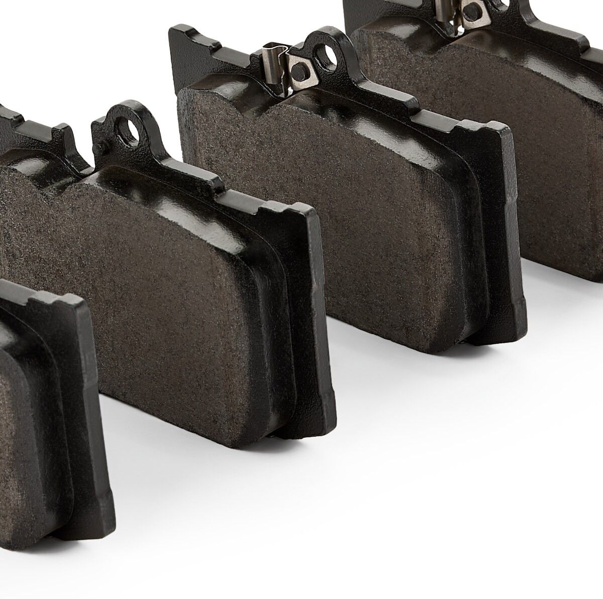 BREMBO P 83 131 Brake pad set