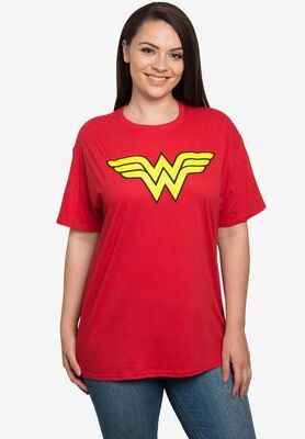 Plus Size Women's DC Comics Wonder Woman Short Sleeve Costume T-Shirt by DC Comics in Red (Size 3X (22-24))