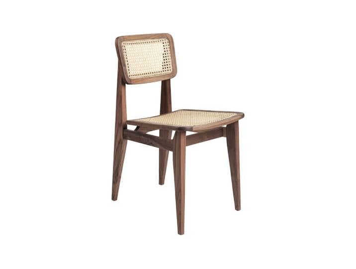 GUBI C-Chair Stuhl American walnut, Rattan