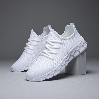 Rote Herren-Sportschuhe aus Mesh – leicht und flexibel, stylisch und bequem, perfekt zum Laufen und für den Alltag.