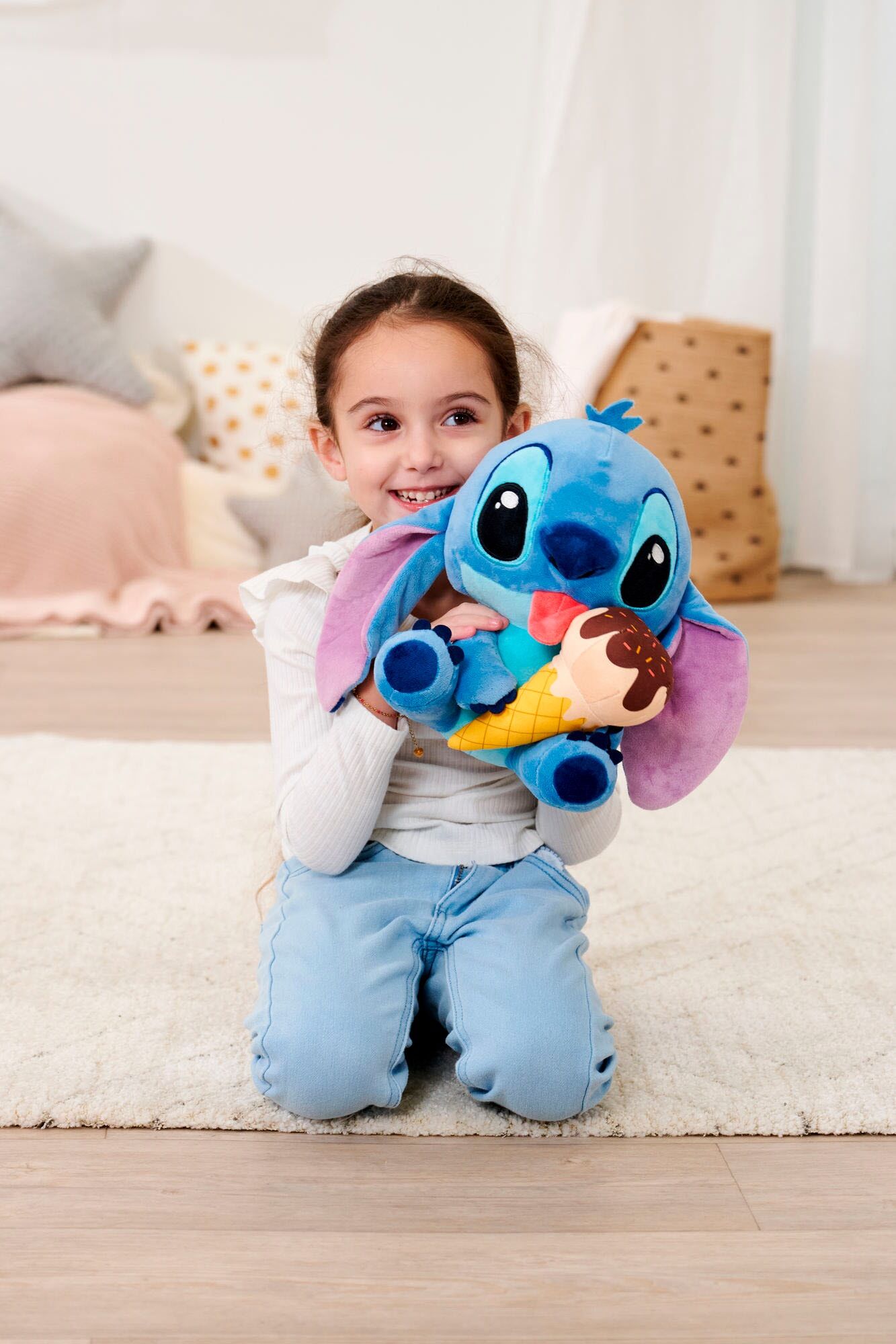 Plüschfigur SIMBA "Disney Stitch mit Eiscreme, 25cm", blau, Plüschfiguren, KinderH:25cm, Plüschfigur, H:25cm