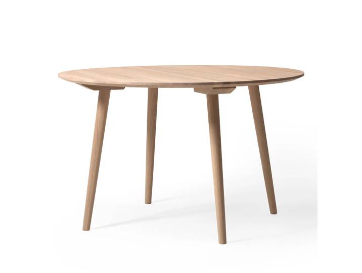 &Tradition Table In Between SK4 Chêne huilé clair