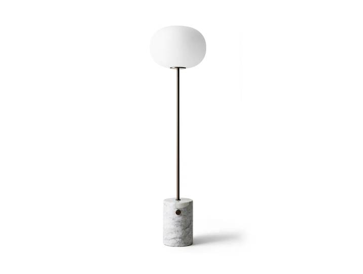 Audo Copenhagen Lampe sur pied JWDA Marbre de Carrare-laiton bruni, 130 cm