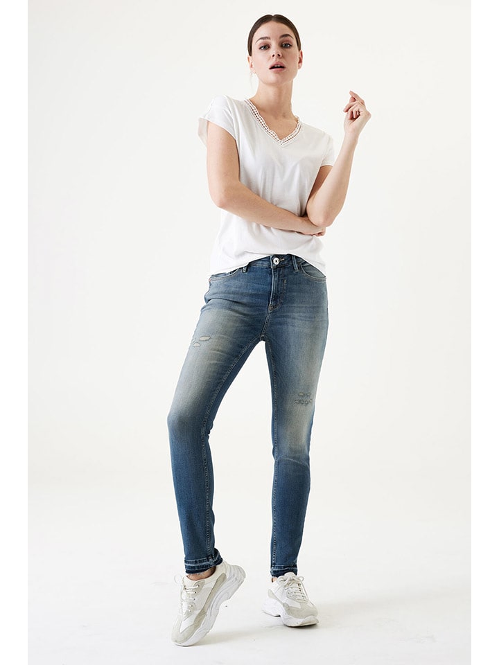 Garcia Jeans - Slim fit - in Blau - W30