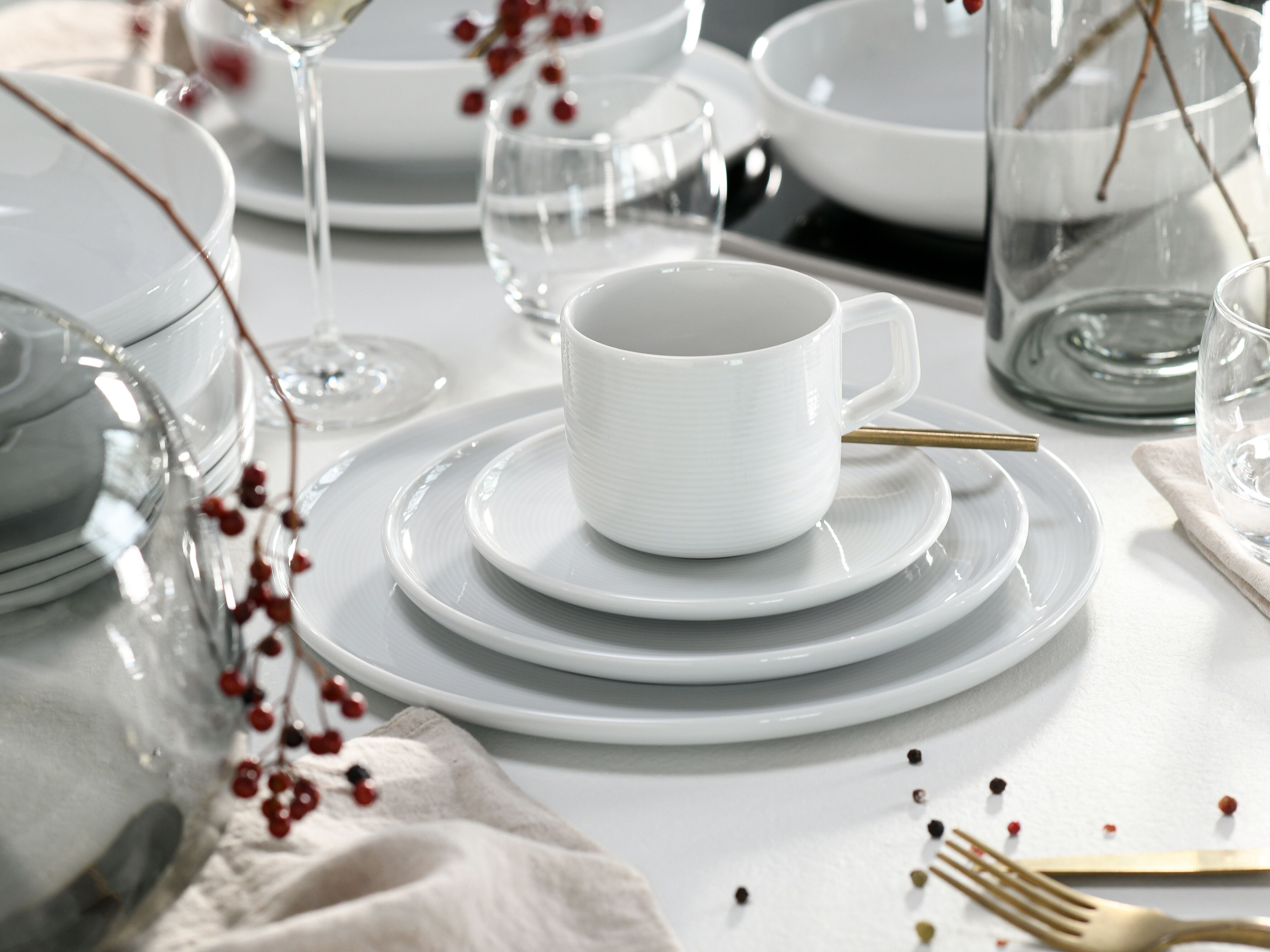 CreaTable "Session, Service, 30-tlg." Teller ohne Fahne mit großem Spiegel, Elegantes Rillenrelief