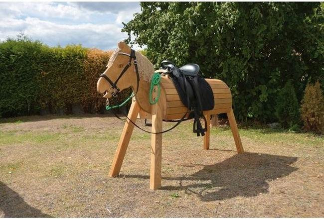 Weplay Houten paard buitenspeelgoed meerkleurig 80 cm