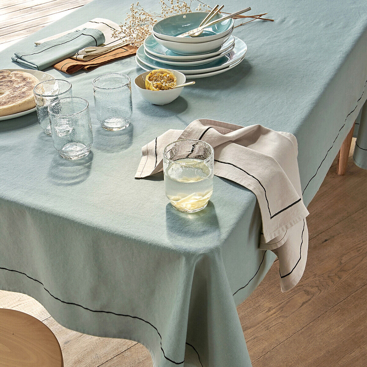LA REDOUTE INTERIEURS Chemin de table lin/coton lavé Métis Bourdon