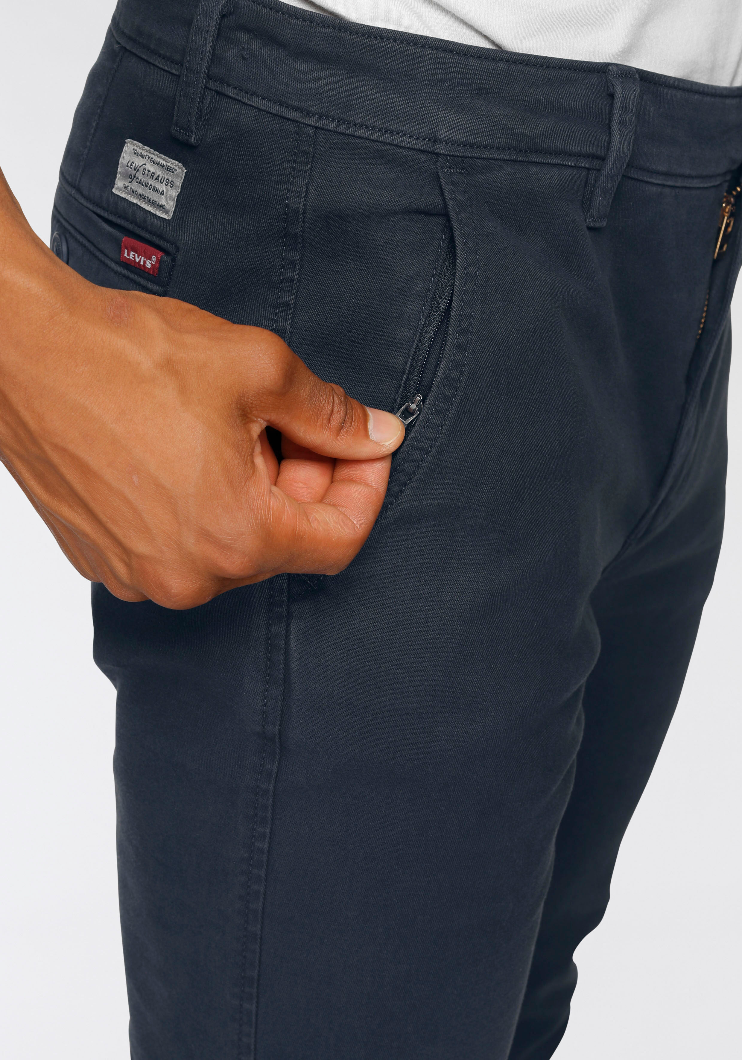 Chinohose LEVI'S "LE XX CHINO SLIM TAPER", Herren, Gr. 32, Länge 30, blau (shady dunkelblau), Web, Obermaterial: 98% Baumwolle, 2% Elasthan, gerade knöchellang, Hosen Chinohose, mit Markenlogo shady dunkelblau 32, Länge 30