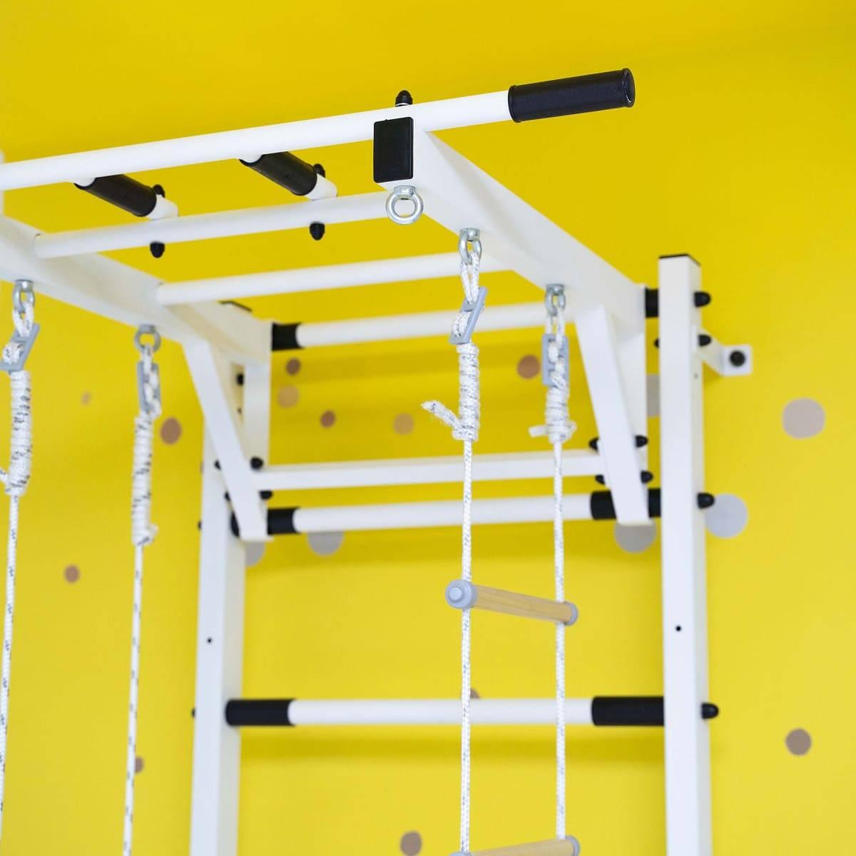 Sprossenwand aus Metal für Erwachsene und Kinder Trick - weiß