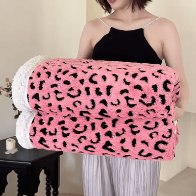 Inspire Curations Leopard Print Lambswool Jacquard Throw Blanket 2 200x230cm