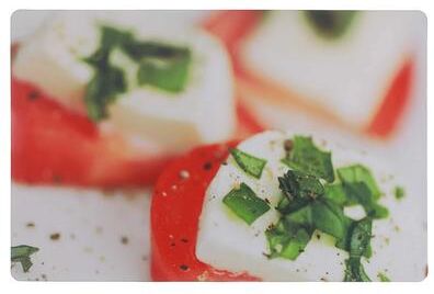 IH Casa Decor Plastic Placemat Tomato With Bocconcini - Set of 12