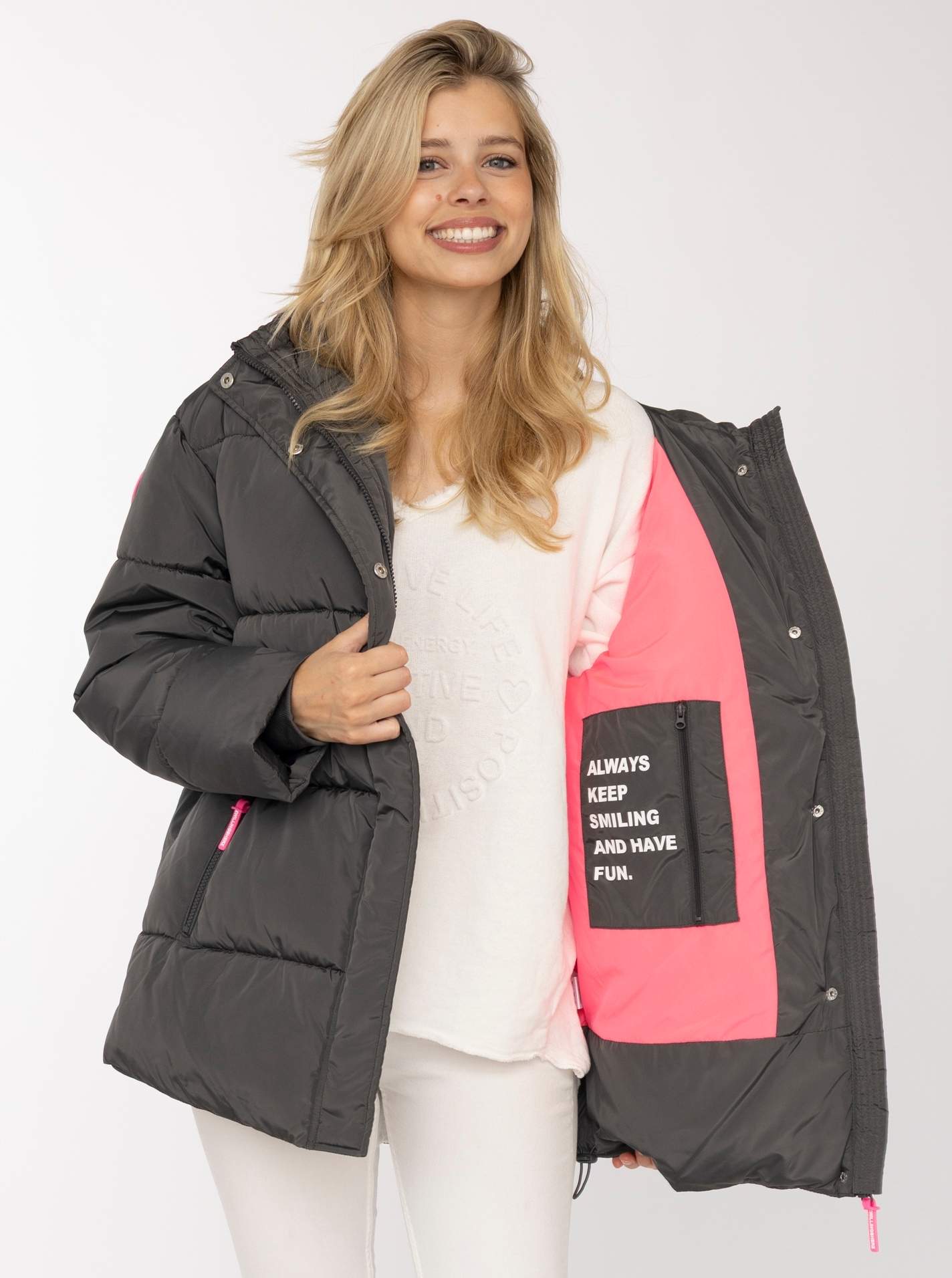 Steppjacke ZWILLINGSHERZ "„Love More“", Damen, Gr. S, grau, Obermaterial: 100% Polyester, Jacken Steppjacke, Kapuze mit Tunnelzug, verdeckter Reissverschluss, dezente Details grau S