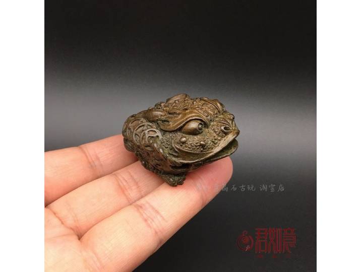 Coin ornement à trois pattes, Mini cigale, cloche creuse en cuivre, crapaud doré, thé portable pour animaux de compagnie