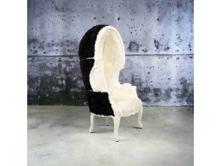 Grand Fauteuil Carrosse en Fourrure - Blanc & Noir