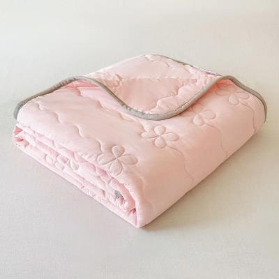 Uplift Picks Pink Summer Cooling Blanket Lightweight Clover Quilted Comforter pink 200x230 Cm