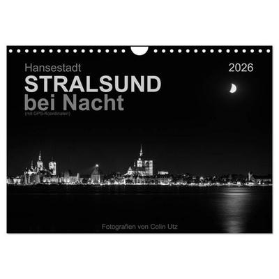 Hansestadt Stralsund bei Nacht (mit GPS-Koordinaten) (Wandkalender 2026 DIN A4 quer), CALVENDO Monatskalender
