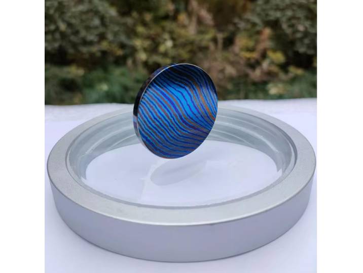 Euler plaque plus alliage de titane, pièce de titane, technologie de décompression de bricolage pour étudiant garçon, pièce gyroscopique rotative, jouet d'équilibre de force