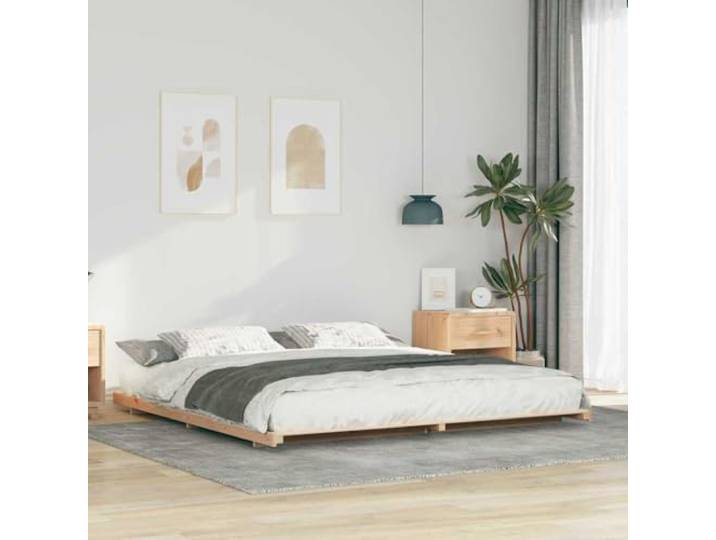 Massivholz Kiefer Plattform Bettrahmen mit Metallelementen Modern 180 x 210 Bodenbettgestell Massivholz Kiefer 180x210 cm Braun Plattform Bettrahmen mit Kopfteil, Stabil, Pflegeleicht, Modernes Design