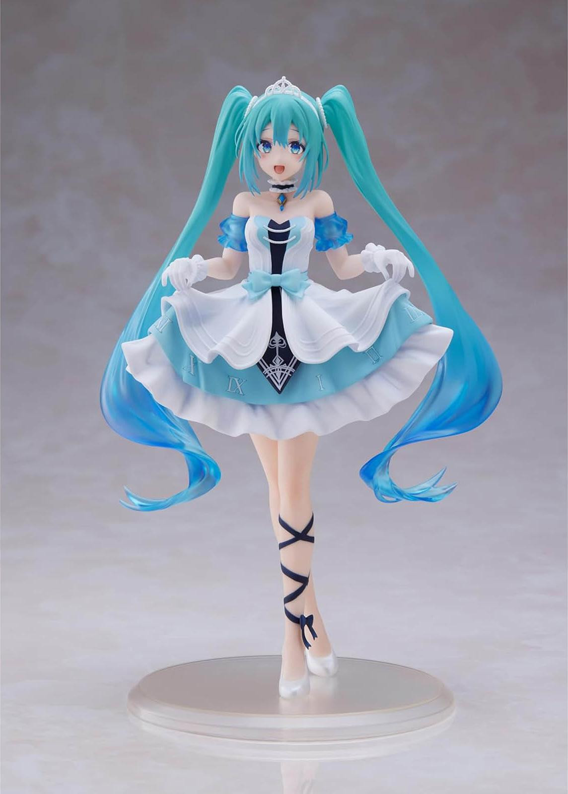 Taito Hatsune Miku Wonderland Cinderella Ver. PVC Statue, 18 cm