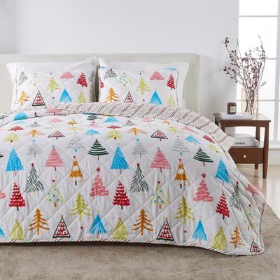 Linery & Co. Reversible Holiday Quilt Set with Shams
