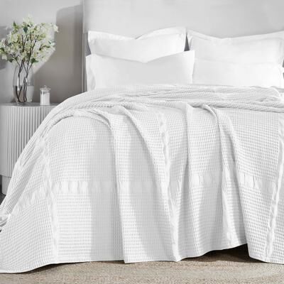 Superior Mai Geometric Waffle Cotton Blanket