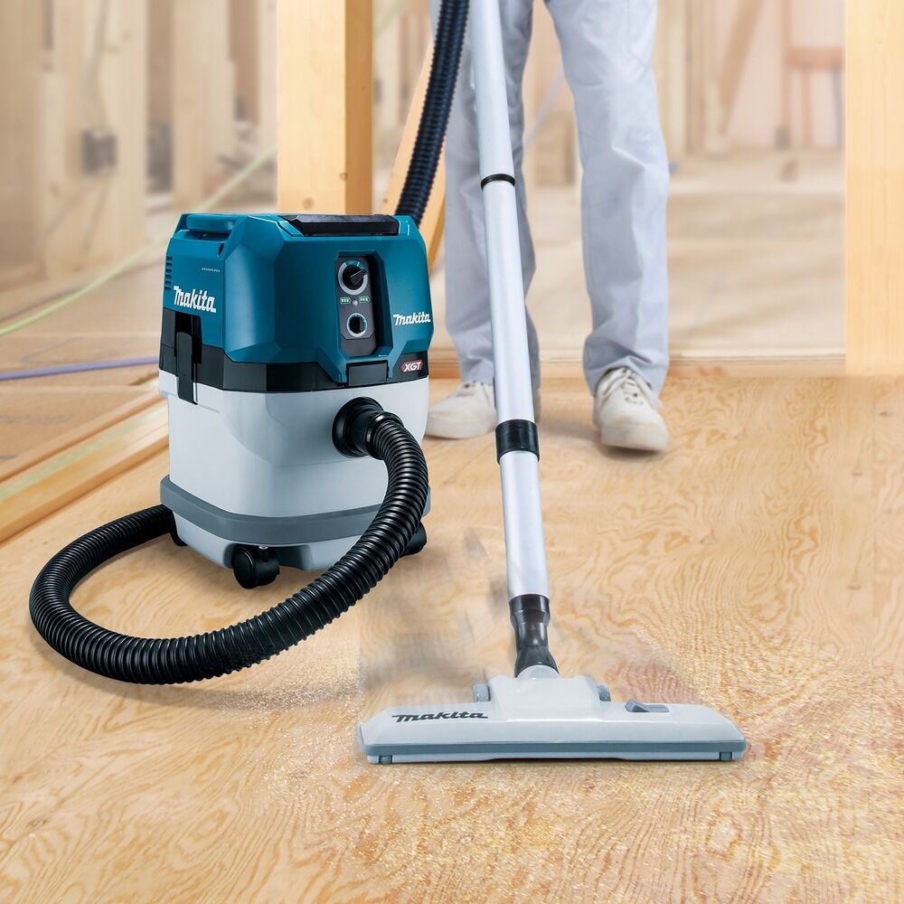 Aspirador Para Liquidos e Sólidos 40V XGT 15L Makita VC003GLZ
