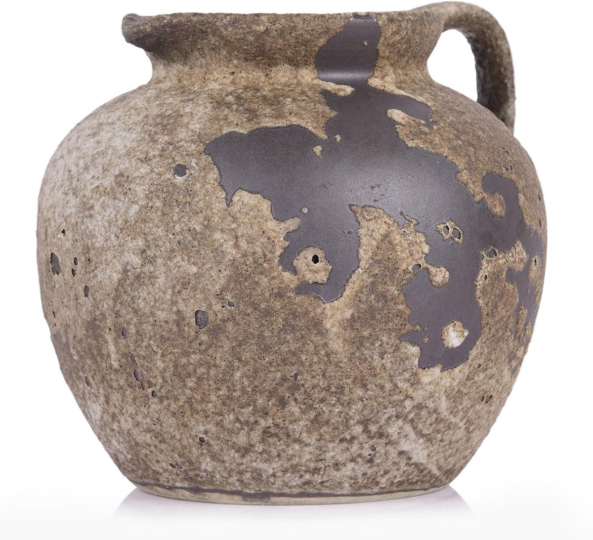 Rustieke handgeschilderde terracotta vaas van aardewerk