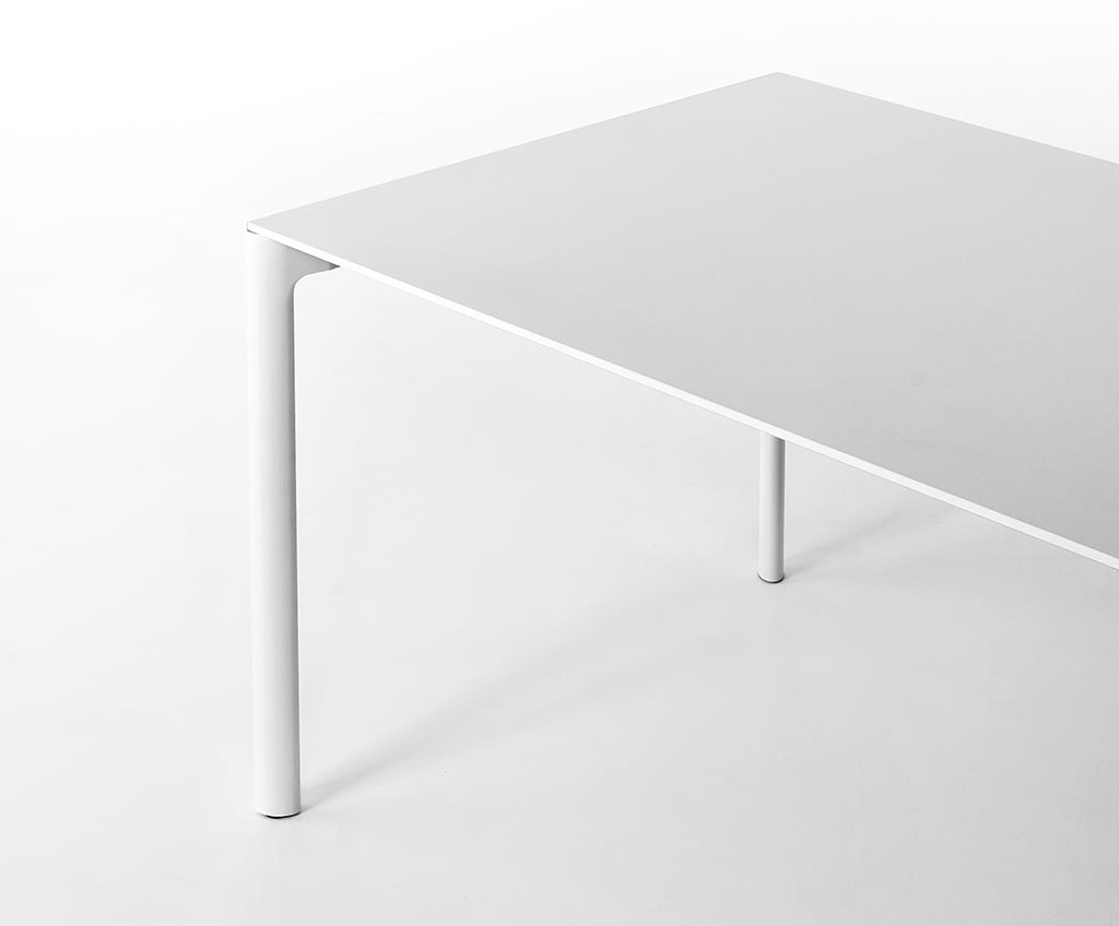 Kristalia Maki Pure White Indoor Tisch (80 x 114cm) 80 x 114cm 01MAK01F