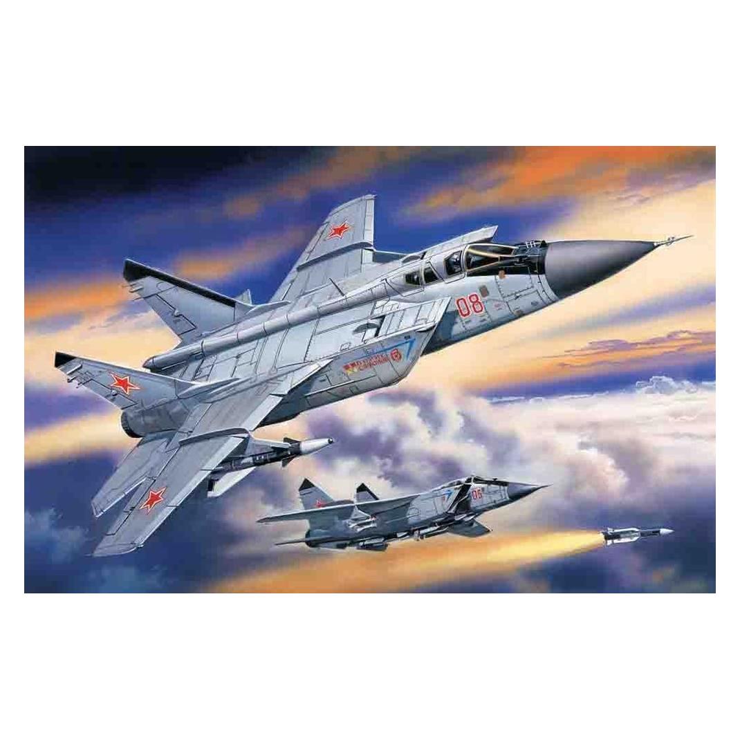 ICM MiG-31 Foxhound Russian Heavy Interceptor Fighter (72151)