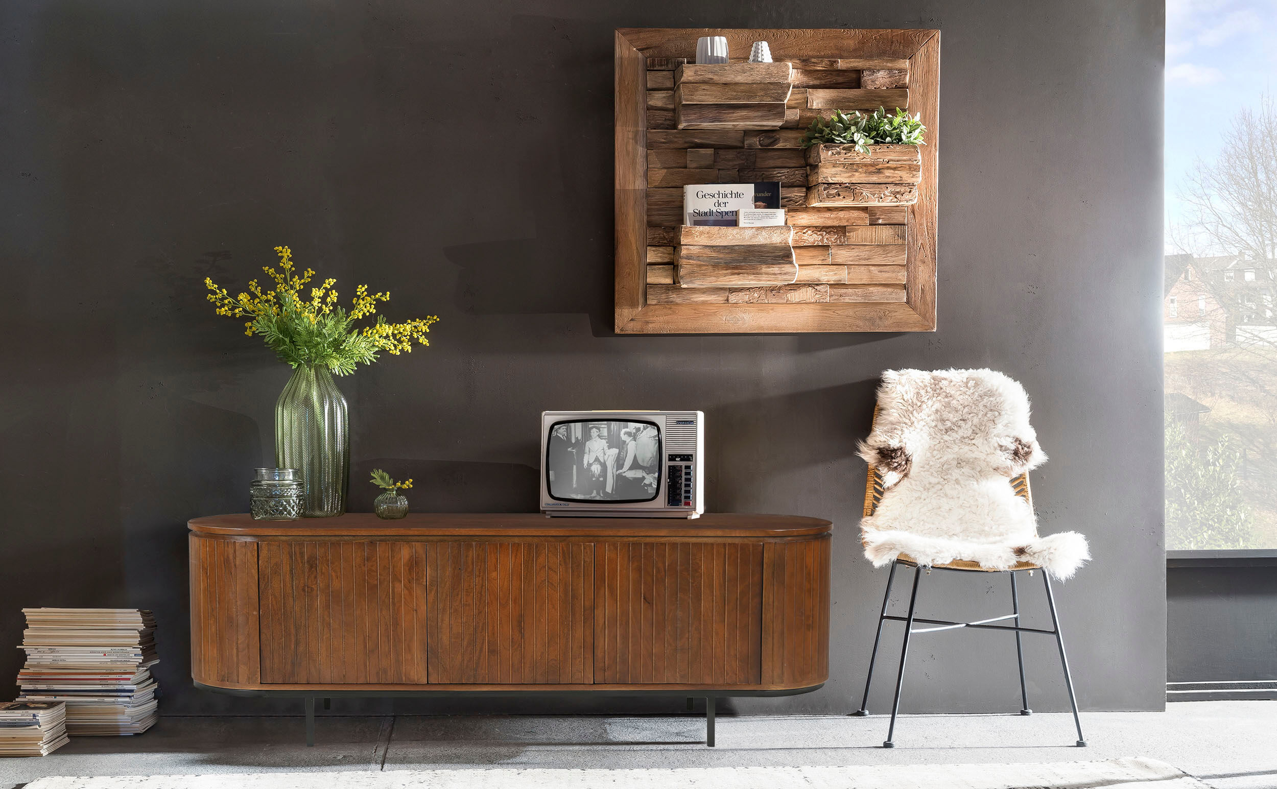 Lowboard SIT "Liverpool aus massivem Mangoholz mit Lamellenfront & 2 Fächern", beige (natur, schwarz), B:170cm H:56cm T:43cm, Massivholz, Metall, Sideboards, Lowboard, Abgerundete Ecken & zarte Lamellenfront aus massivem Mangoholz natur, schwarz B/H/T: 17