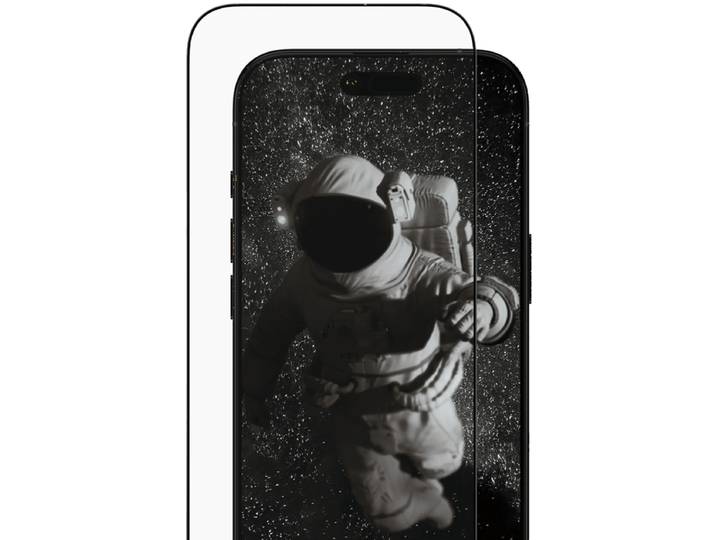PanzerGlass Ultra-Wide Fit Ceramic II Apple iPhone 17 Air Screenprotector