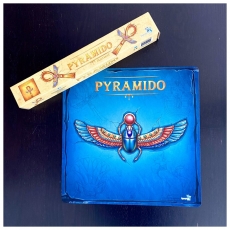 Synapses Games Pyramido Spielmatte - Geflügelter Skarabäus von Chepre - Farbe hellblau 295424