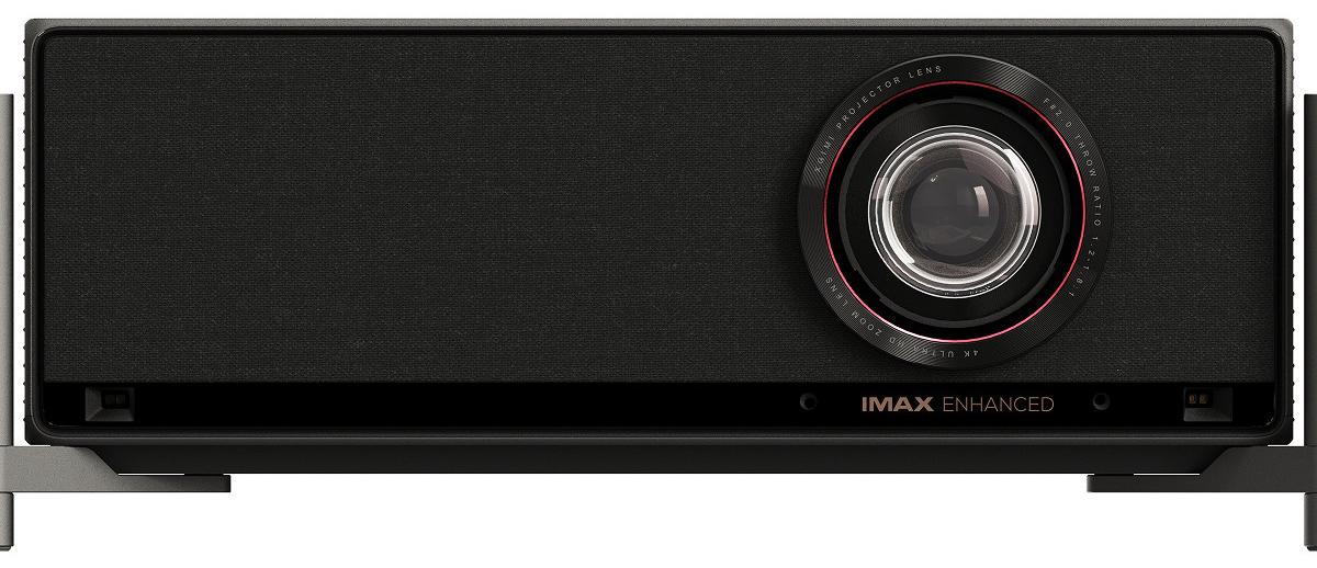 XGIMI TITAN 4K Beamer mit 5000 Lumen und Auto Lens Shift für kompromissloses Heimkino