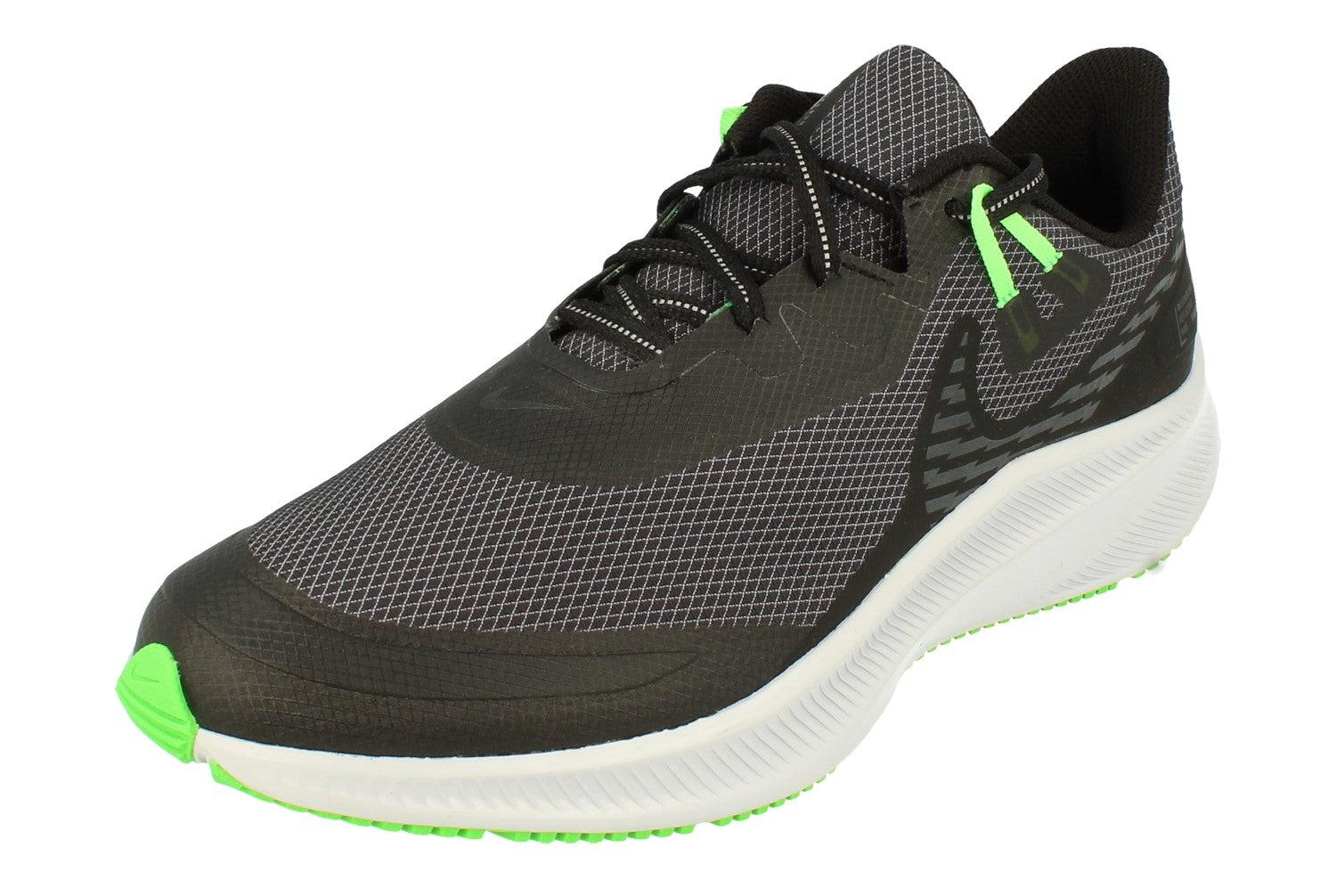 Nike Quest 3 Shield Heren Zwarte Sportschoenen