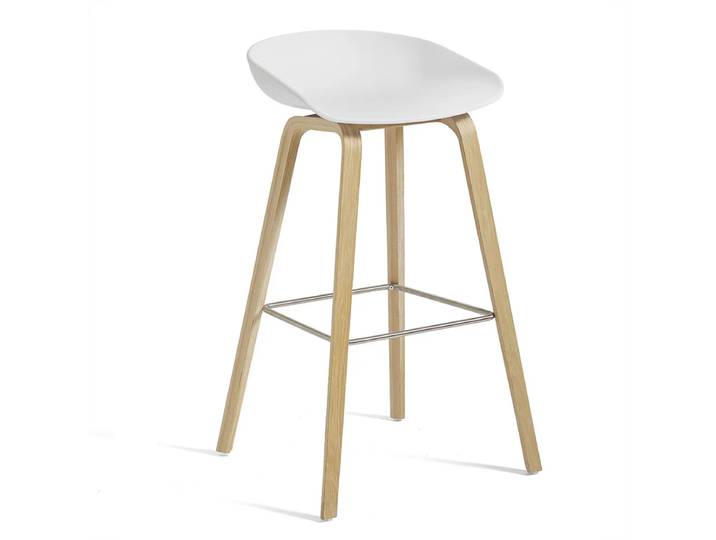 HAY - About A Stool AAS 32 H 75 cm, Eiche lackiert / Edelstahl / white 2.0 (Kunststoffgleiter)