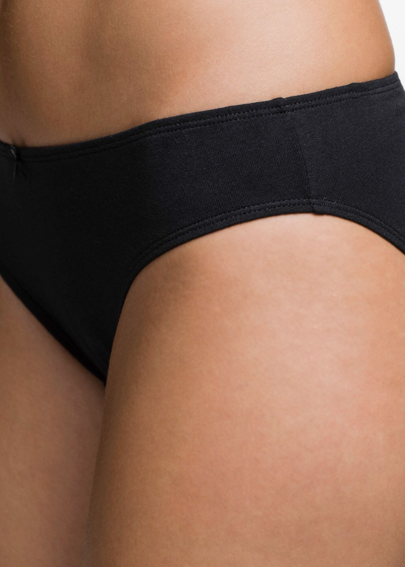 Slip BONPRIX, Damen, Gr. 36/38 (S), 6 Stk., schwarz, Obermaterial: 95% Baumwolle, 5% Elasthan, Unterhosen Slip, klassische Passform, Zwickel aus Baumwolle, weiche Faser