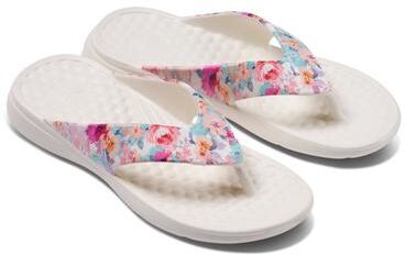 Women's Casual Flip by Joybees in Garden Party (Size 7 M)