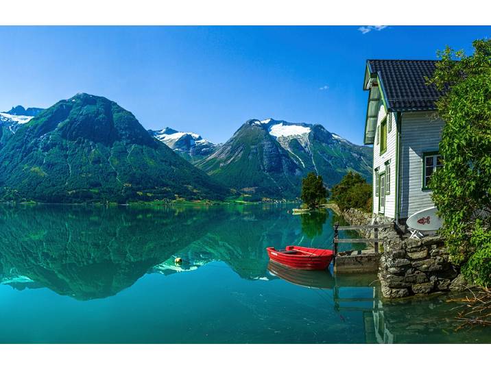 Fototapete PAPERMOON Photo-Art CHRISTER OLSEN, HAUS AM GLETSCHERSEE , bunt, B:1,5m L:1,11m, Vlies, Tapeten, Fototapete
