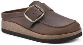 Women's Bueno Casual Flat by White Mountain in Brown Leather (Size 9 M)