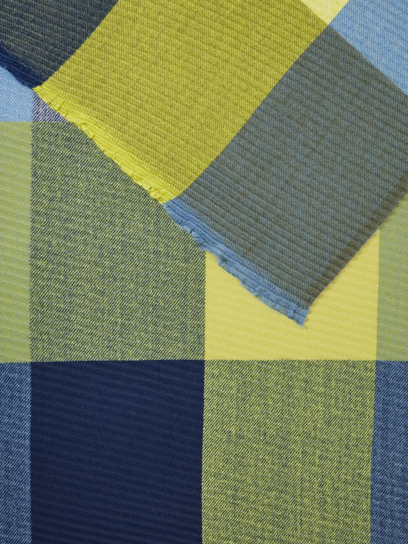 Walbusch Plissee-Schal, , Farbe Blau, 01, kuschelweich modisch plissiert Damen